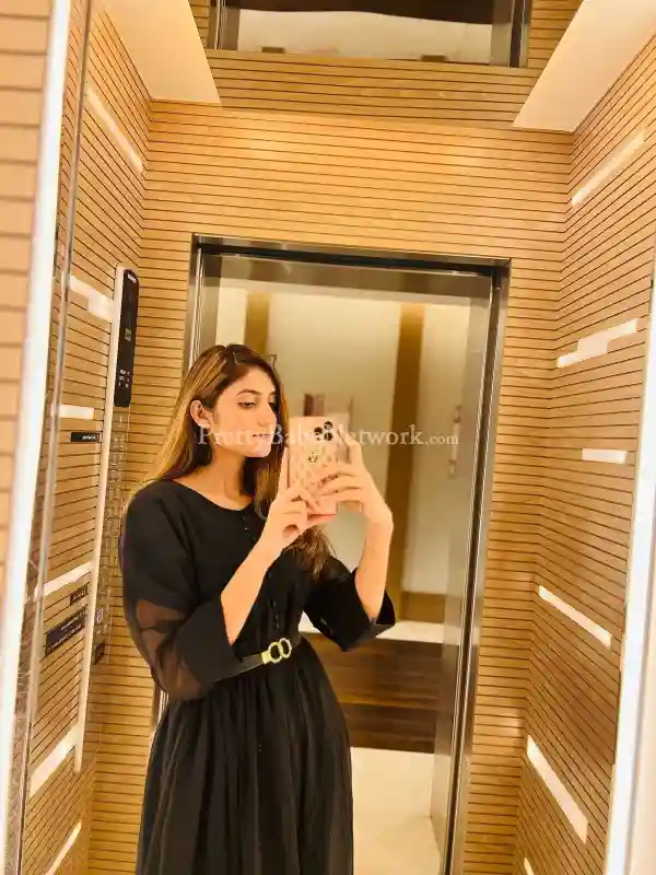 Kavita Independent Young Escort Girl in Bangalore